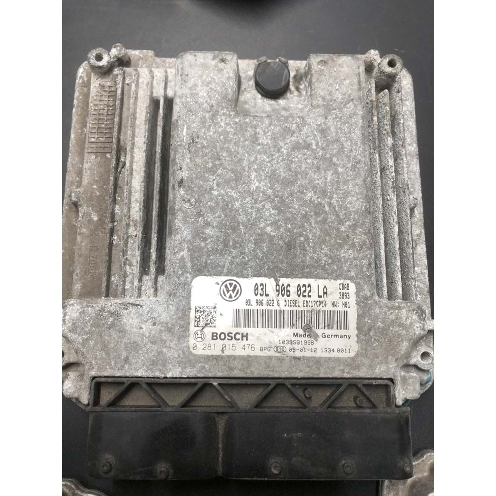 ECU EDC17CP14 03L906022LA 0281015476