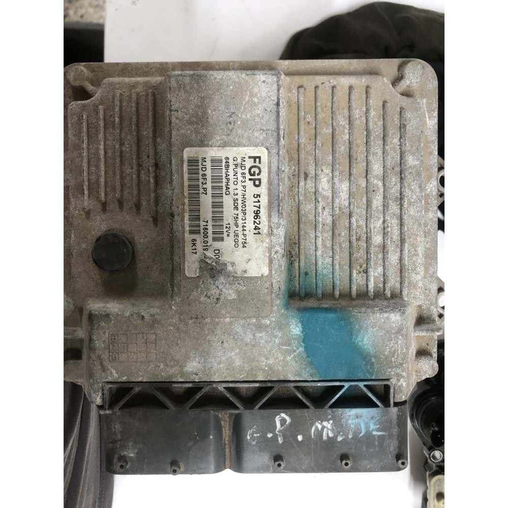 ECU MJD6F3.P7 64BHAPHAG 51796241