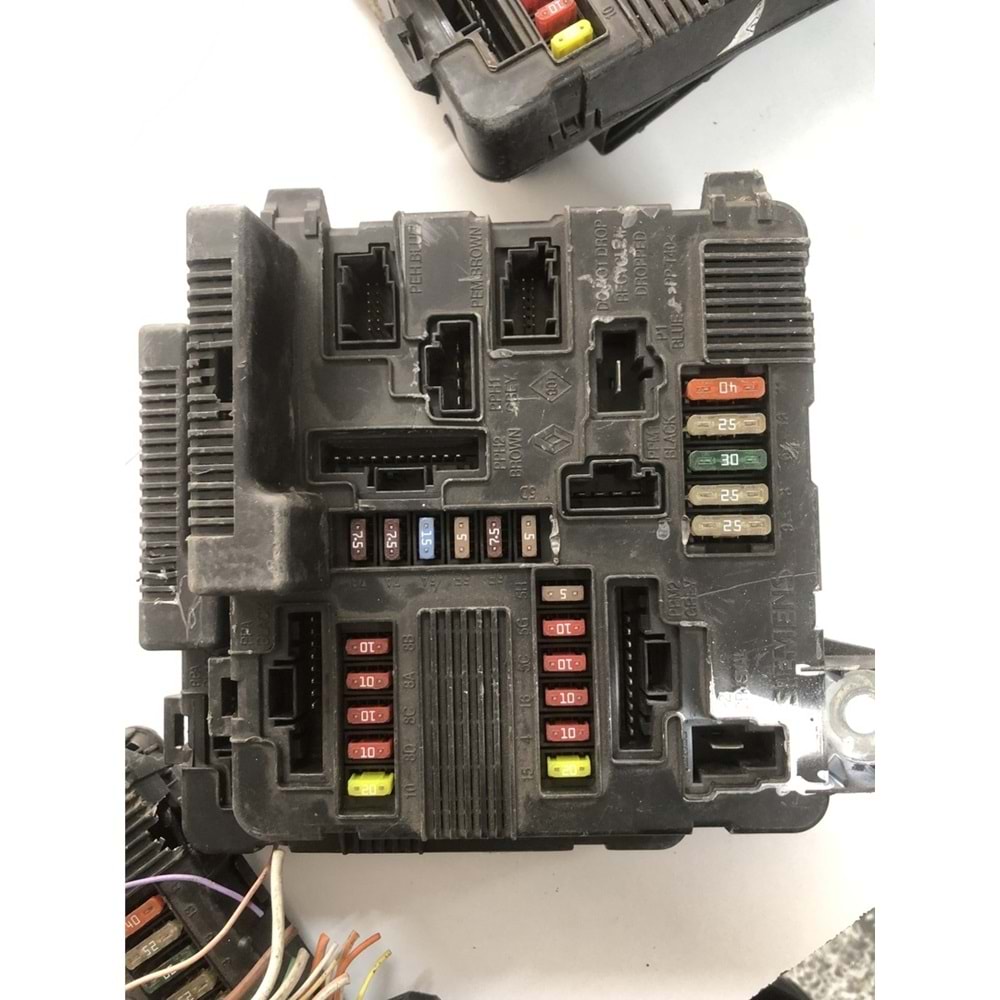 UCH 8200306033B A118399300K