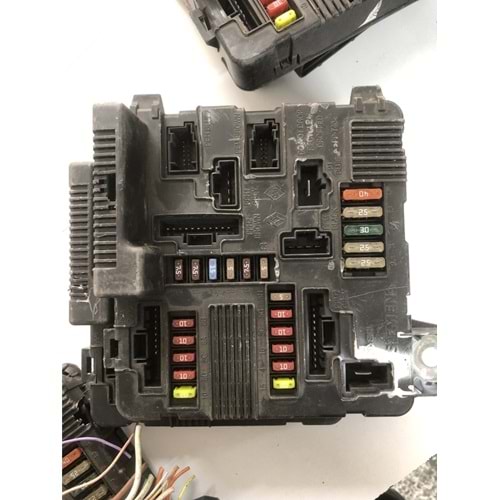 UCH 8200306033B A118399300K