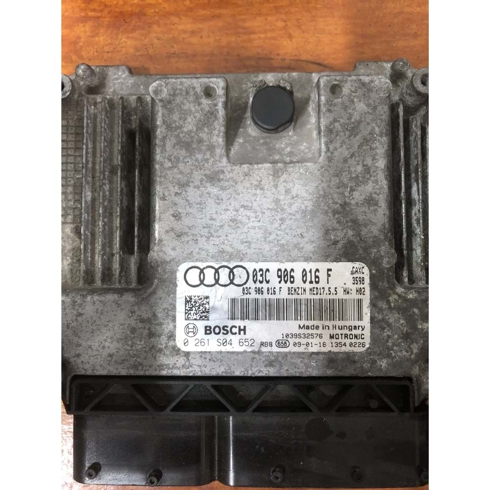 ECU MED17.5.5 03C906016F 0261S04652