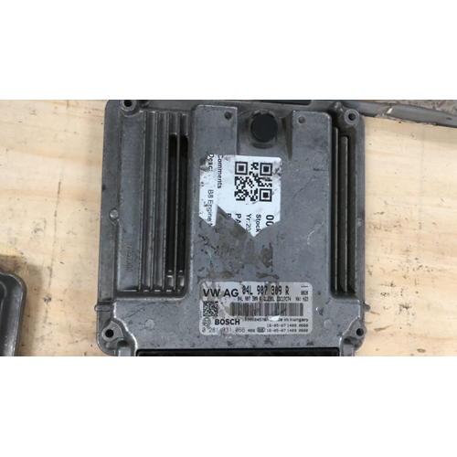 ECU EDC17C74 04L907309R 0281031066