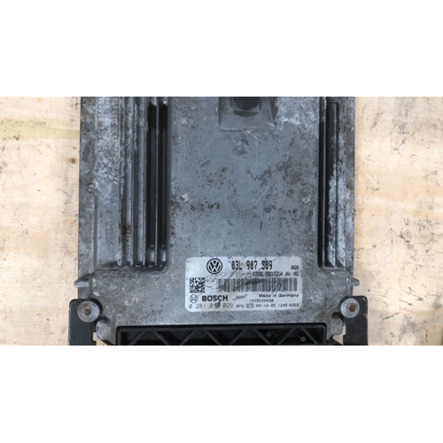 ECU EDC17CP14 03L907309 0281015029